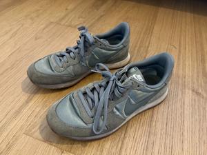 Nike internationalist sunset tint damen hot sale