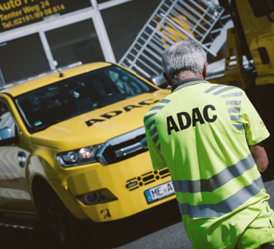 AUTO PRAUSE sucht: Fahrer (m/w/d) im Abschleppdienst (ADAC) in Hilden