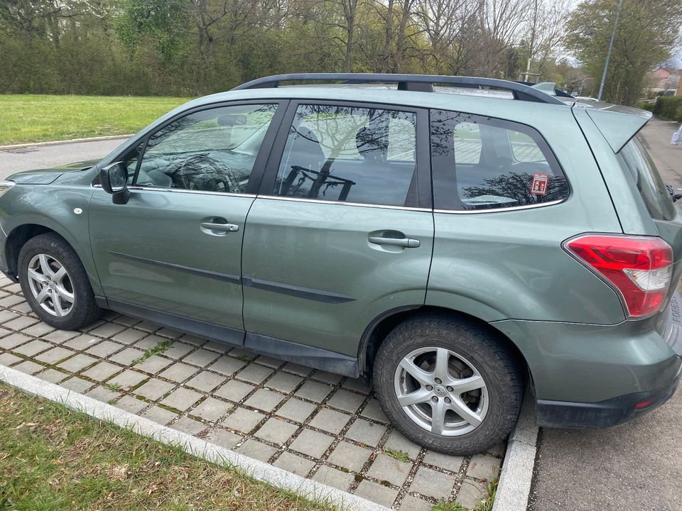 Subaru Forester Active 4x4 in Reutlingen