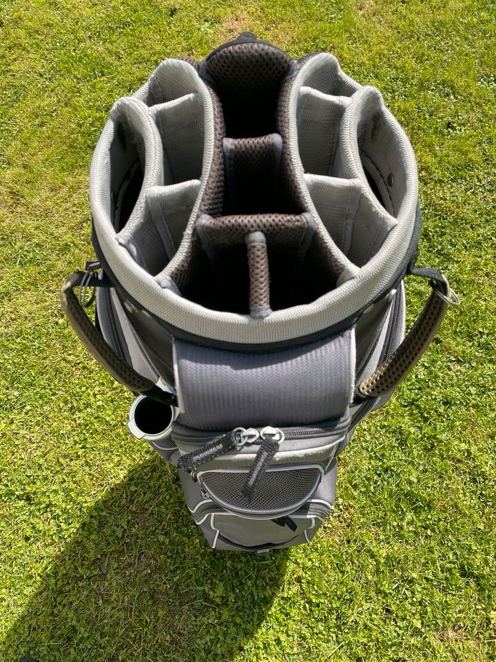 Golfbag grau in Vilshofen an der Donau