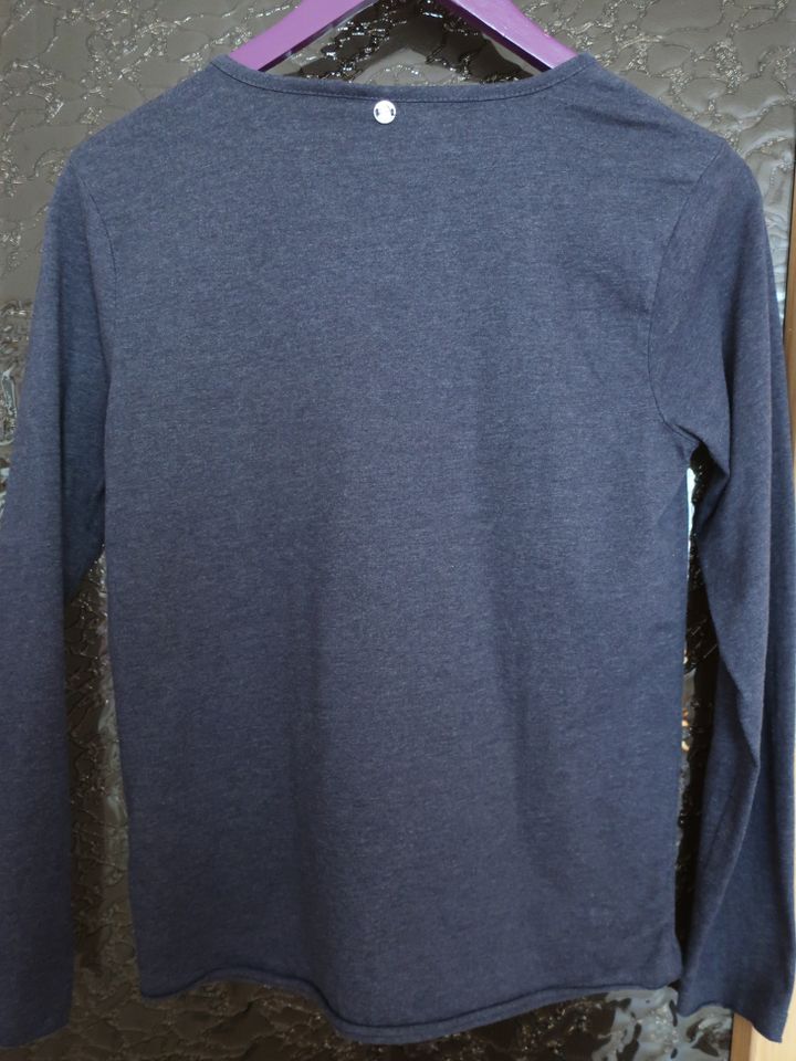 dünnes Langarmshirt Gr. 176 (XL) von Tom Tailor in Wernigerode