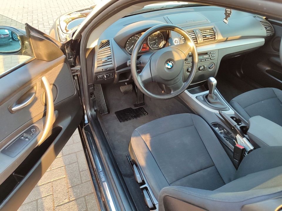 BMW 116i AUTOMATIK TüV + Insp NEU * Klima in Leun