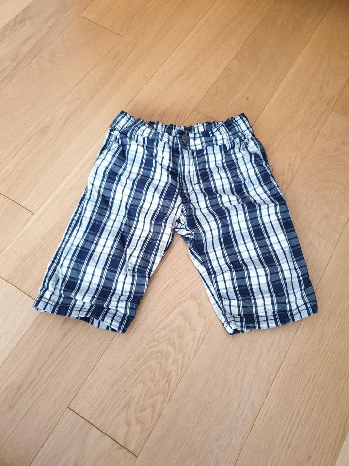 Shorts, knielang von Topolino,  Gr. 110, blau/ weiß kariert in Krefeld