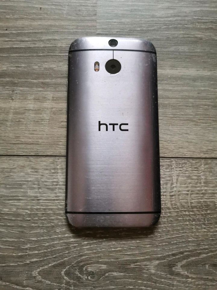 HTC One M8, metallgrau, 16 GB Speicher in Wrestedt