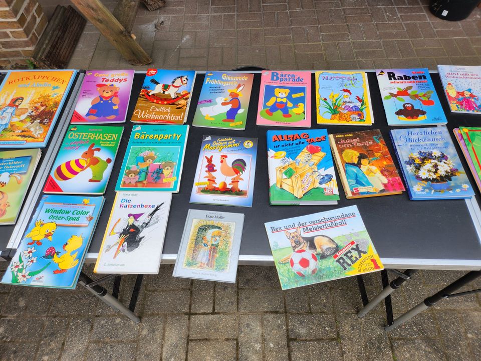 Trödel Bücher Kinderbücher Büchersammlung in Korschenbroich