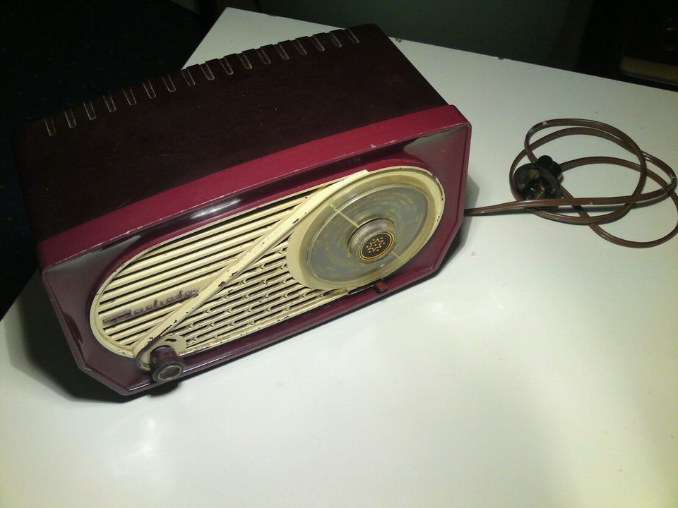 Kleines altes Radio Röhrenradio ~ RADIOLO ~ Frankreich ~ 1954 in Bielefeld