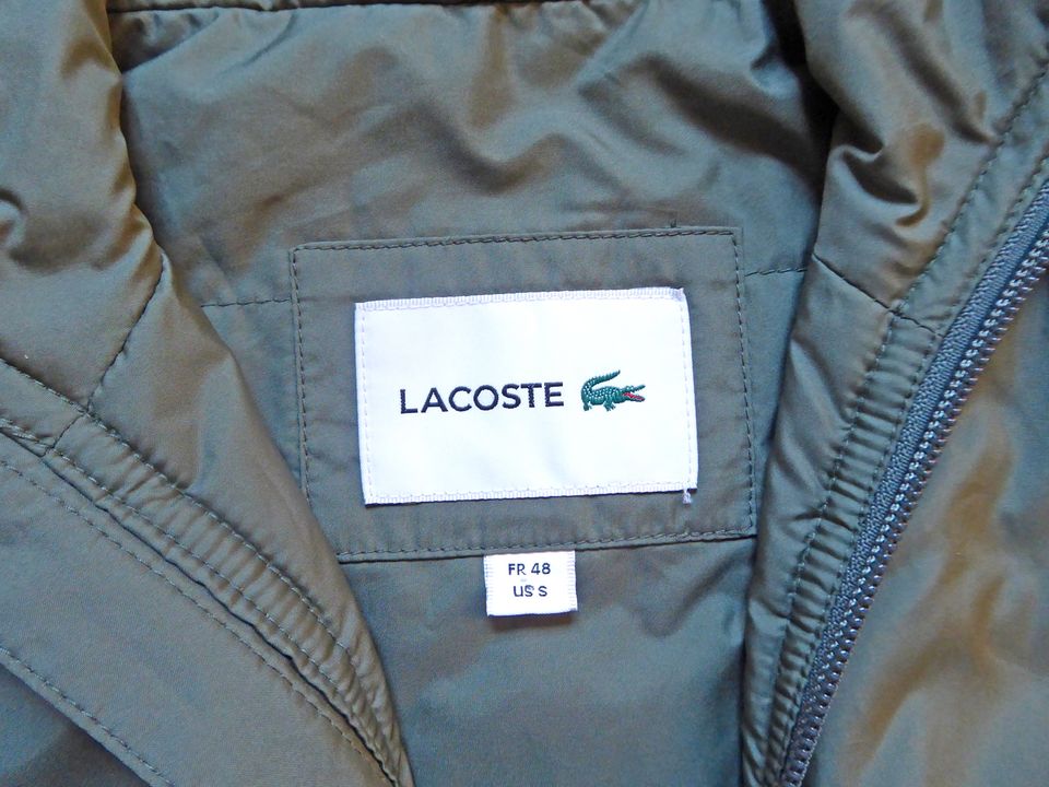 Herrenjacke Lacoste mit Kapuzenweste, Größe 52 in Wesel