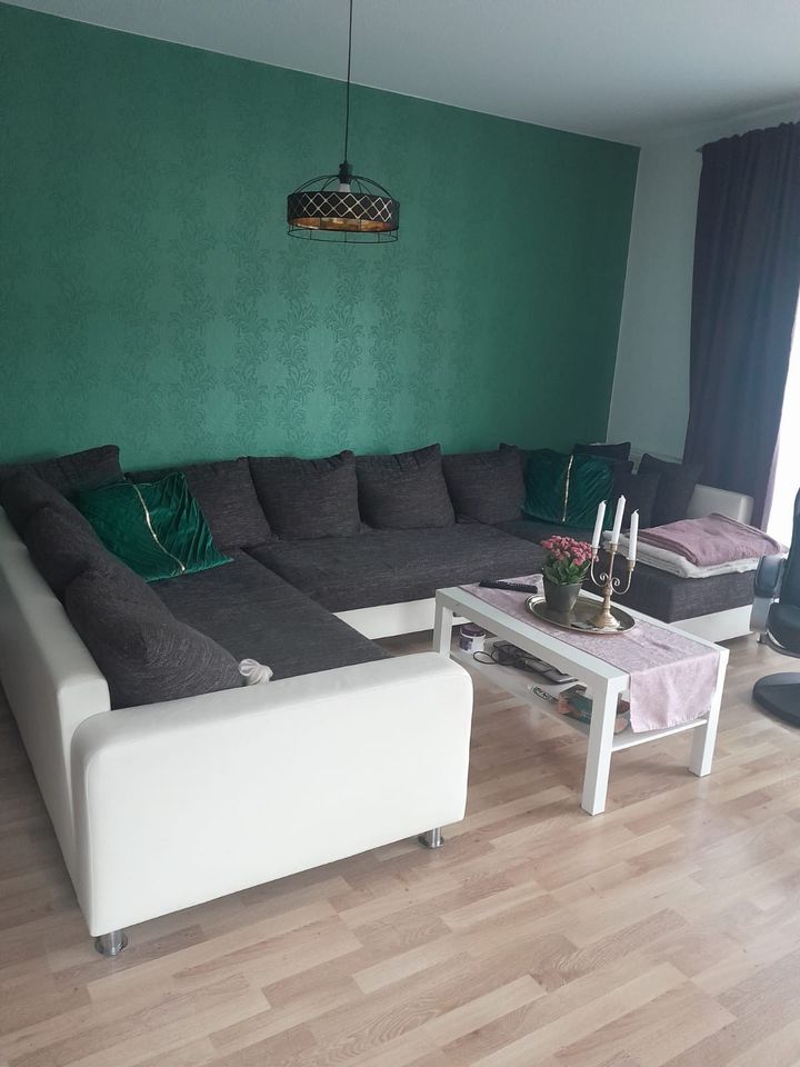 Couch U Form Sofabett in Langenweddingen