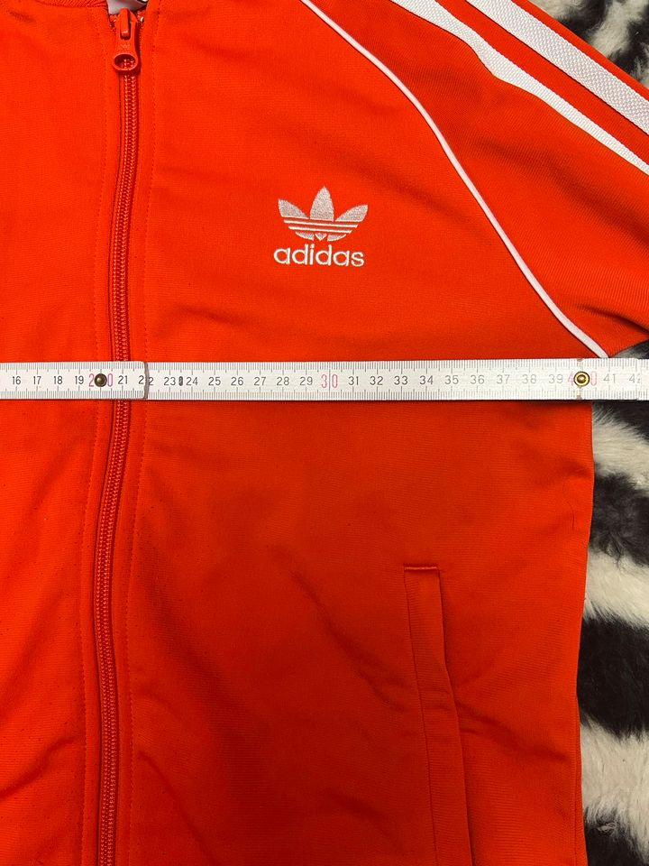 Adidas Sweatjacke  Gr.152 in Mülheim (Ruhr)