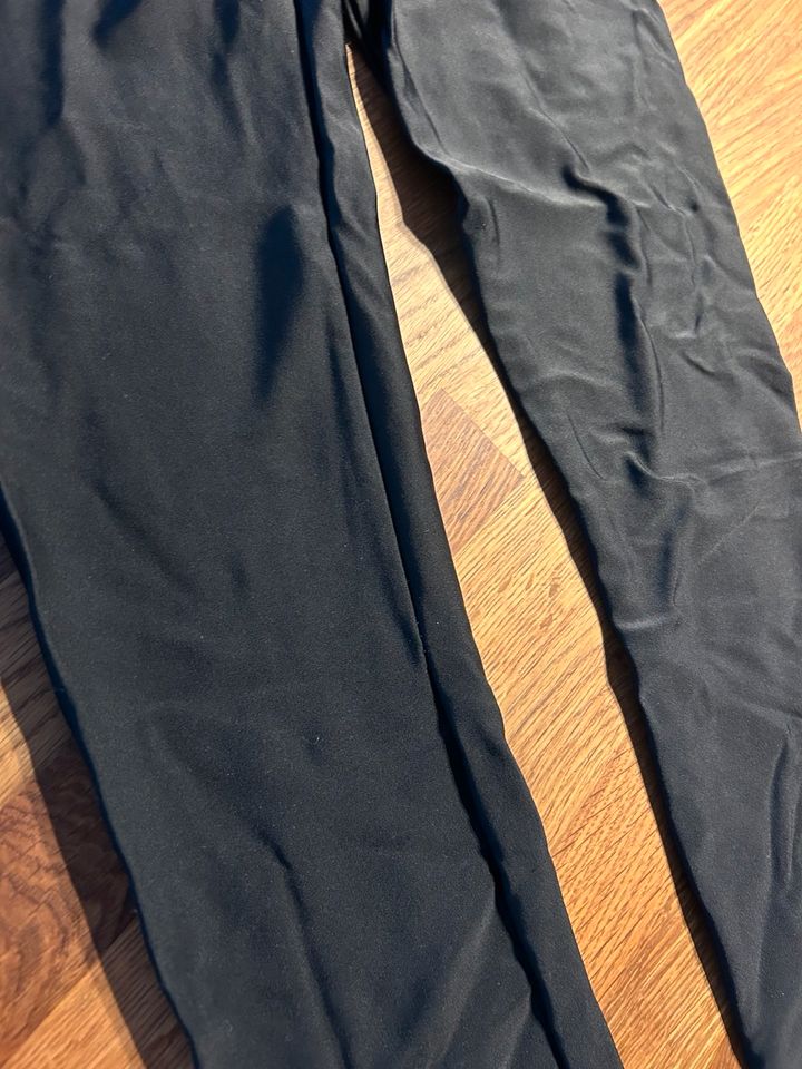 Glanz Leggings glänzend schwarz M wie zara amisu c&A h&m berschka in Berlin