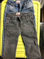 Jeans Hosen Jeanshose Mädchen 98/104 (2 Stück) Baden-Württemberg - Kuppenheim Vorschau