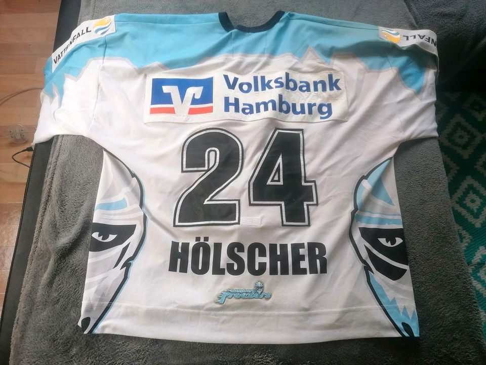 Game Worn Jersey in Bad Neustadt a.d. Saale