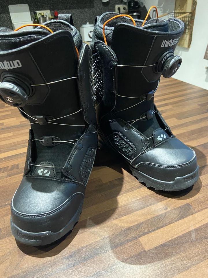 ThirtyTwo STW Boa Snowboardschuhe Snowboard Boots Gr.37 Neuwertig in Hallenberg