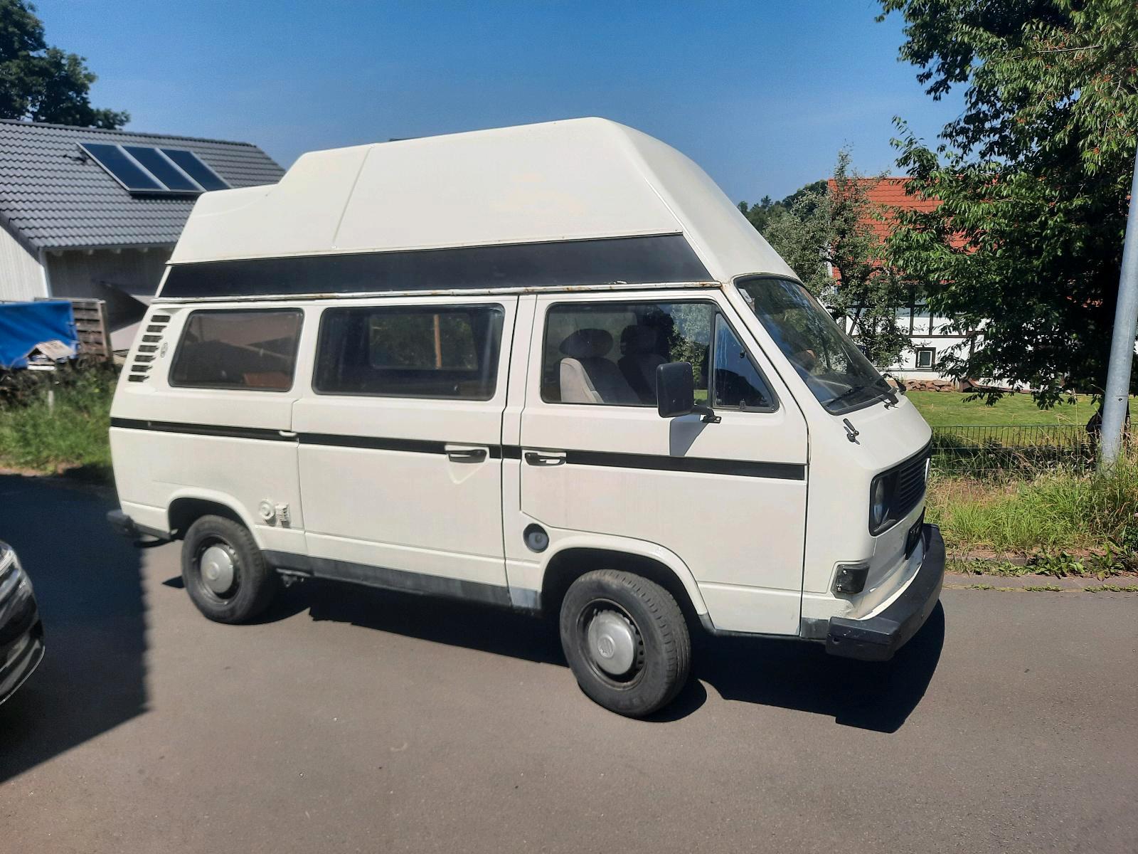 Abbildung des Autos T3 Camper mit H -Zulassu…
