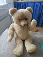 Alter Teddy Bär, Glasaugen, Stimme defekt. ca. 37 cm groß Nordrhein-Westfalen - Mönchengladbach Vorschau