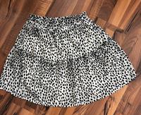 Vero Moda Rock schwarz weiss mit goldenen Details M Nordrhein-Westfalen - Würselen Vorschau