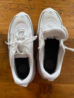 Turnschuhe Nike 38,5 Rheinland-Pfalz - Dittelsheim-Heßloch Vorschau