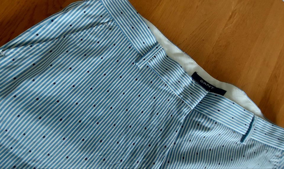 GANT Bermuda Shorts - hellblau weiß gestreift - Größe 42 (XL) NEU in Osnabrück