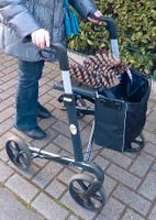 Suche Sonnen Schirm/Regen Schirm für Rollator vital Nordrhein-Westfalen - Dinslaken Vorschau