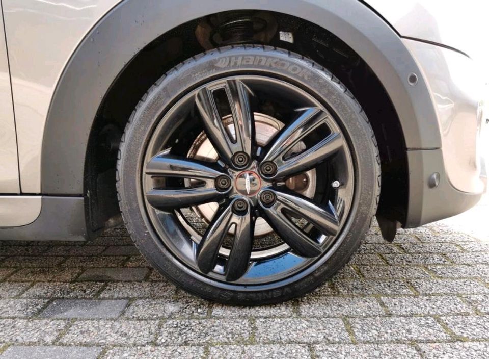 Hankook Ventus S1, EVO 2, Runflat 205/45/R17 88W in Berlin