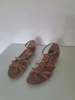 Unisa Sandalen Zehentrenner Gr. 36 Berlin - Steglitz Vorschau