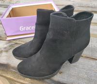 Schuhe schwarz Damen Größe 40 neuwertig Sachsen - Weinböhla Vorschau