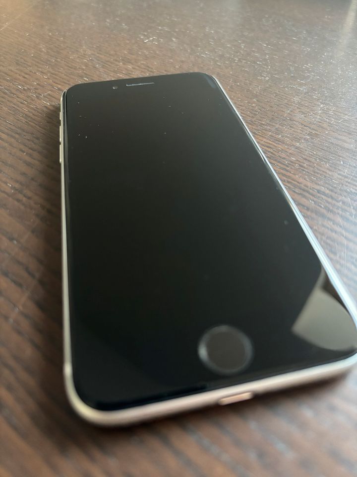 iPhone SE 2020 128gb weiß in Dresden