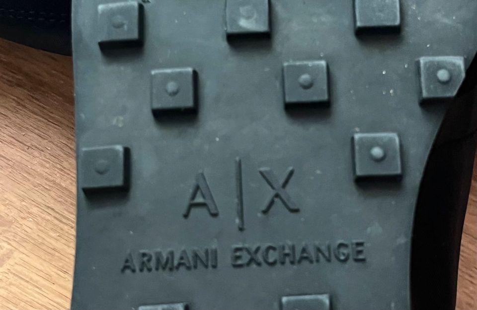 Armani Sneaker Exchange 43 in Hamburg