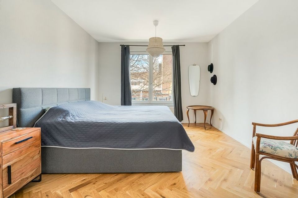 Stilvolle bezugsfreie Maisonette-Wohnung mit Hobbyraum im Florakiez in Berlin