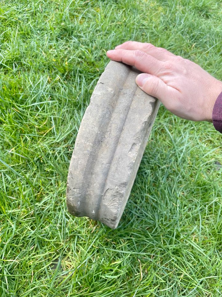 Mühlstein alt Natur Deko Antiquität in Rehburg-Loccum