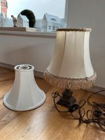 Lampe Antik mit 2 Lampenschirmen Niedersachsen - Vechta Vorschau