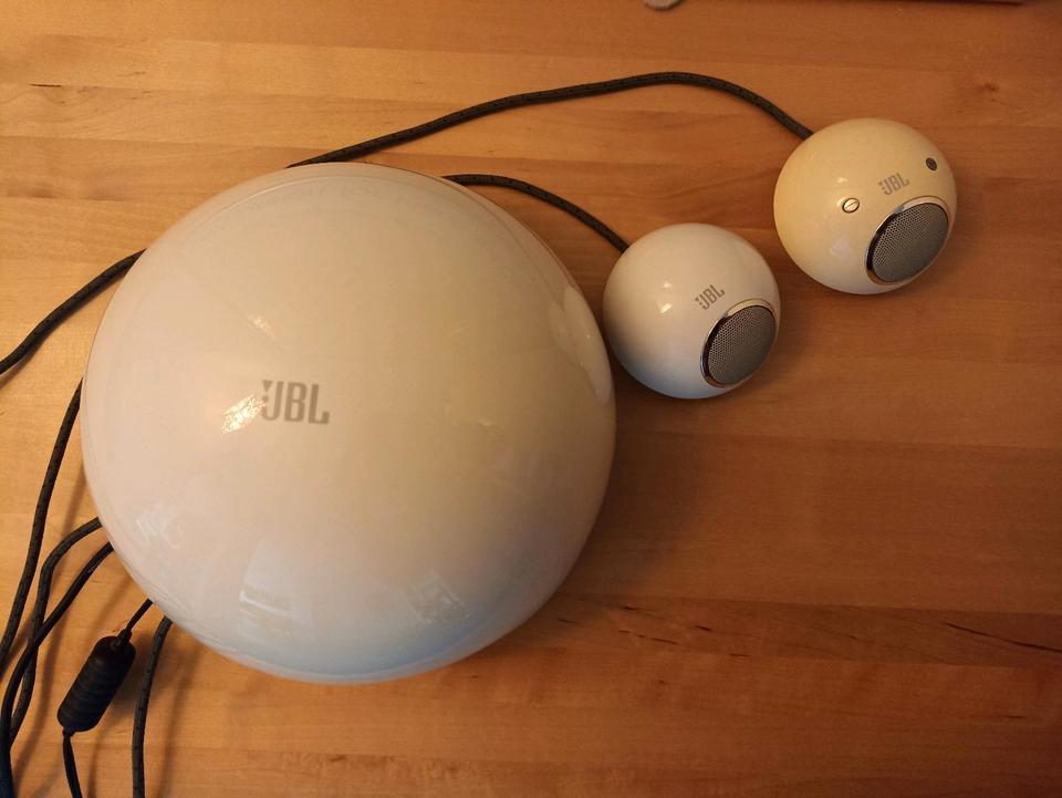 JBL Spot Lautsprecher System und Subwoofer  Satelliten Lautspr. in Kirchheim bei München