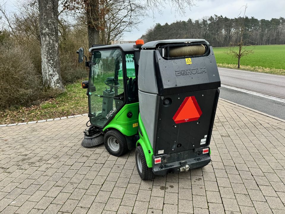 Egholm City Ranger 2250 Kabine Straßenkehrmaschine Geräteträger in Weidenbach