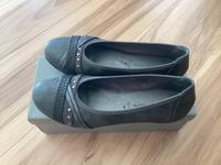 Ballerinas grau Damen Gr. 40 *NEUWERTIG* Hessen - Aßlar Vorschau