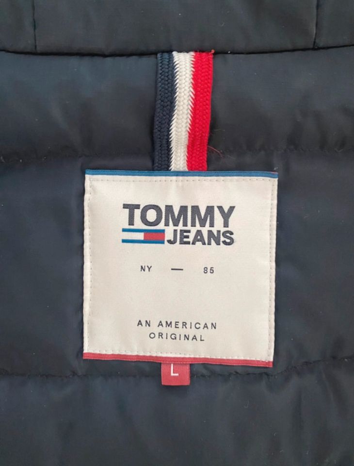 Echte Daunen Jacke Mantel Tommy Hilfiger Gr L 38/40/42 rot in Offenburg