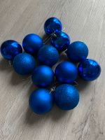 Set 12 mittelgroße Weihnachtskugeln / Baumkugeln blau Hessen - Reiskirchen Vorschau