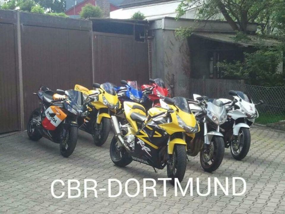 Honda Fireblade CBR1000 CBR 900RR SC44 SC50 SC57 SC59 Ersatzteile in Dortmund