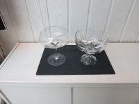 2 Glasschalen mit Fuß, Kristall 25€,Glas 15€ sehr gut erhalten Bayern - Landshut Vorschau