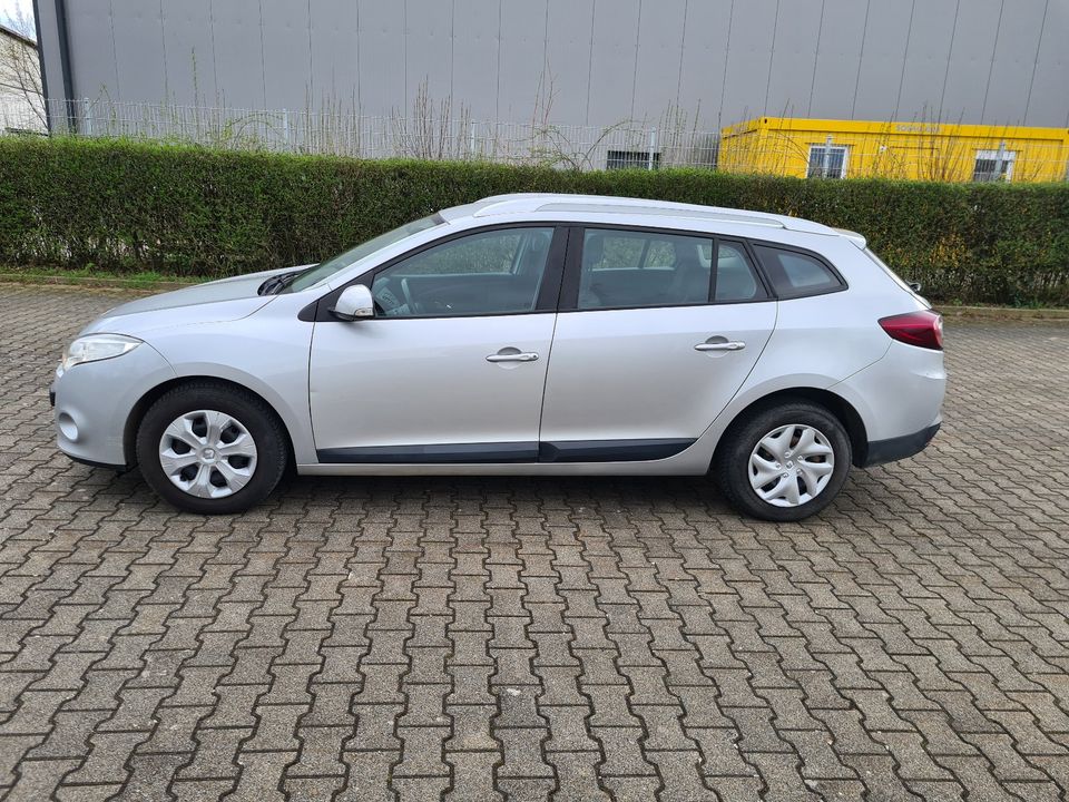 Renault Megane Grandtour III  1,5Dci in Markgröningen