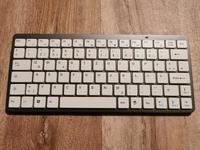 Mini Funk-Tastatur mit Soft Touch Oberfläche Thüringen - Erfurt Vorschau