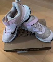 NIKE Sportschuhe/ Turnschuhe Gr.32 Baden-Württemberg - Tettnang Vorschau