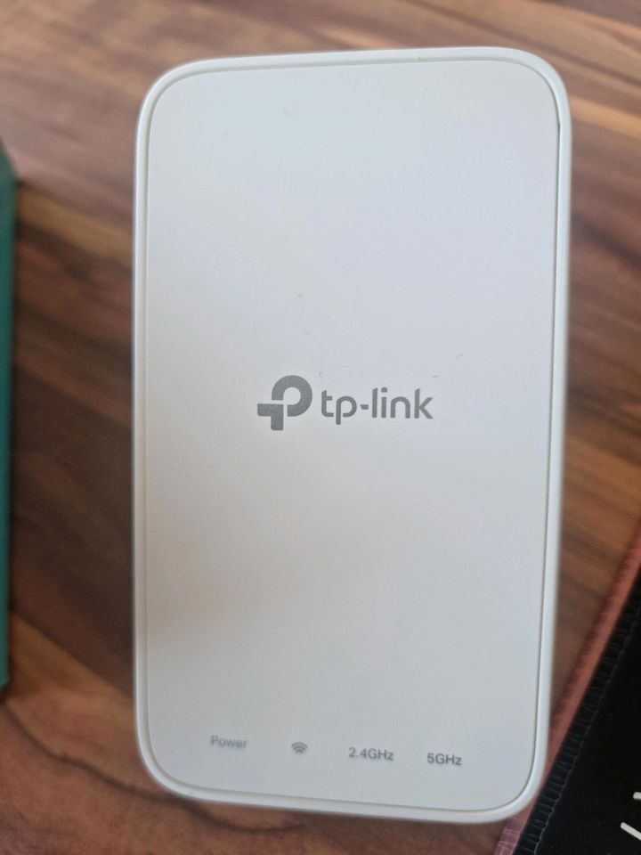 tp-link RE335 in Rostock