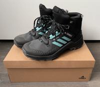 Adidas Terrex Swift R3 MID NEU GORE-TEX 40 2/3 Frauen Wanderschuh Leipzig - Schönefeld-Ost Vorschau