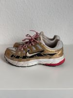 Nike P 6000 Gold Sneaker Turnschuhe Retro Gabber Style Thüringen - Altenburg Vorschau