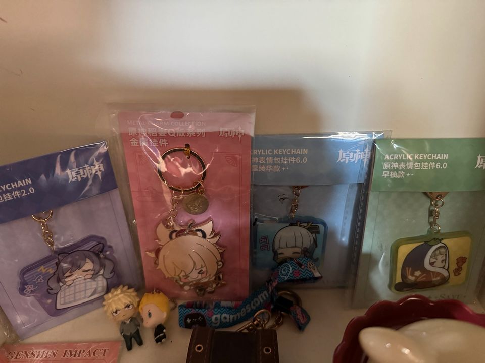 Genshin impact Keychains Original von Mihoyo in Bad Wünnenberg