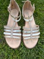 Damen Mädchen Sandalen Sommer GEOX 38 beige Silber TOP Bayern - Landshut Vorschau