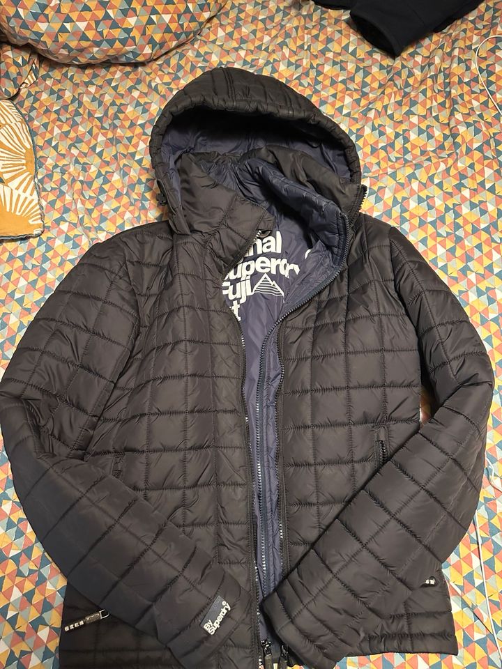 SuperDry Jacke in München