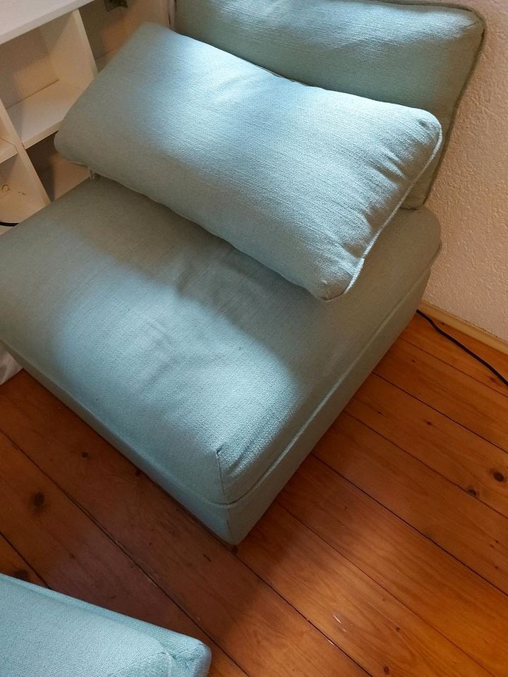 Grünes Sofa mit Bett und Stauraum in Heidelberg