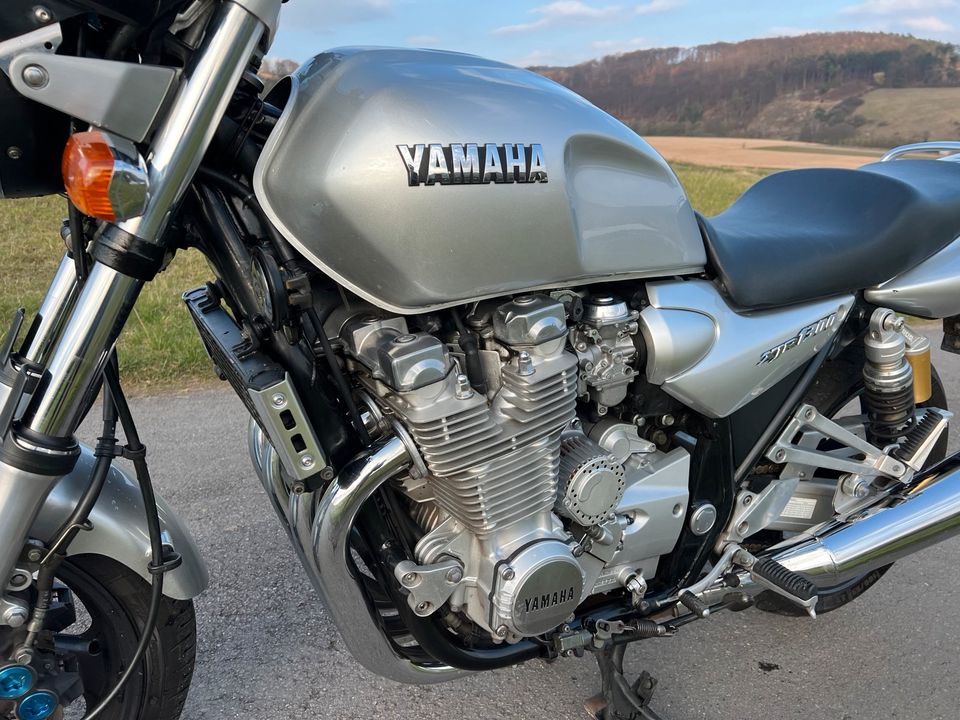 Yamaha XJR 1300 aus 1. Hand in Höxter