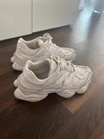 New Balance 9060 weiß Hessen - Gießen Vorschau